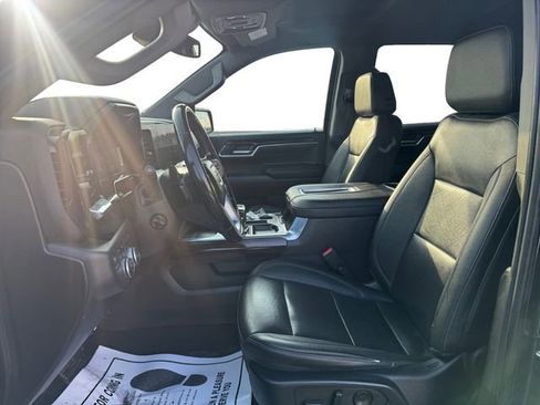 Used 2022 GMC Sierra 1500 SLT w/ SLT Premium Plus Package image 10