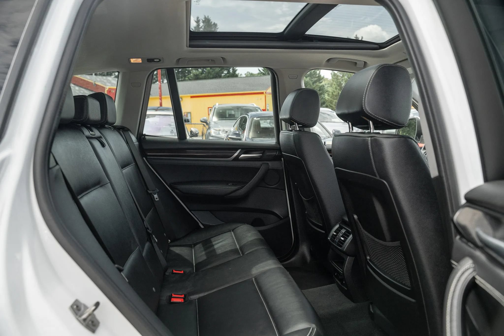 Used 2015 BMW X3 xDrive28i AWD/4WD image 12