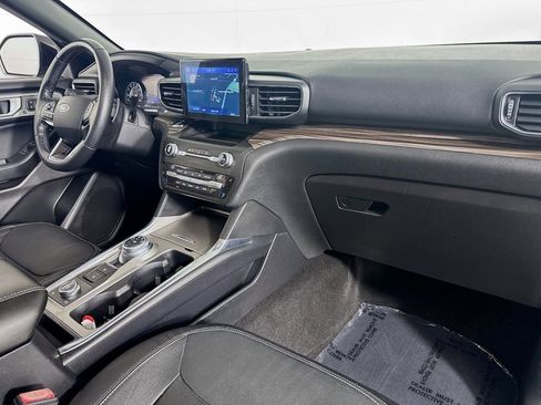 Used 2020 Ford Explorer Limited w/ Class III Trailer Tow Package image 39