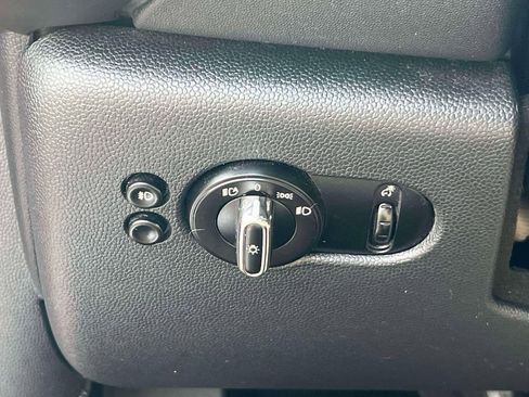 Used 2017 MINI Cooper S image 17