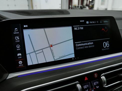 Used 2022 BMW X7 xDrive40i w/ Cold Weather Package image 32