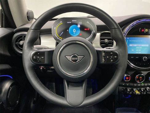 Certified 2024 MINI Cooper SE image 15