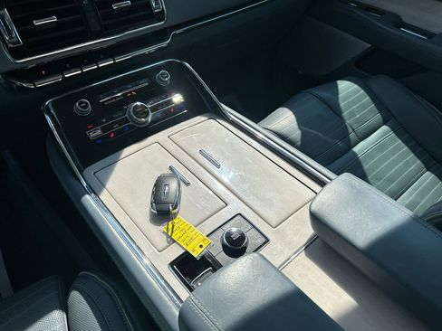 Used 2018 Lincoln Navigator Black Label image 24