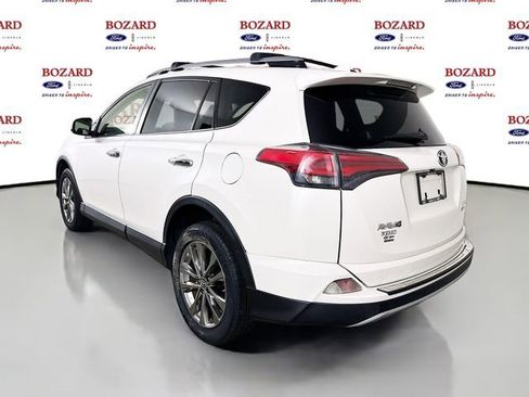 Used 2018 Toyota RAV4 Limited image 6