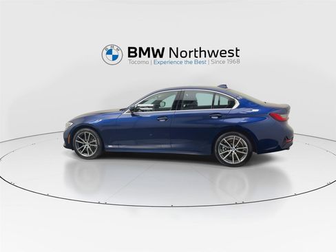 Used 2020 BMW 330i xDrive Sedan w/ Convenience Package image 11