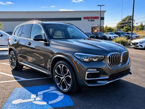 Used 2021 BMW X5 sDrive40i w/ Premium Package RWD image 4