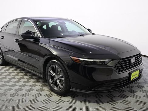 Used 2023 Honda Accord EX image 8