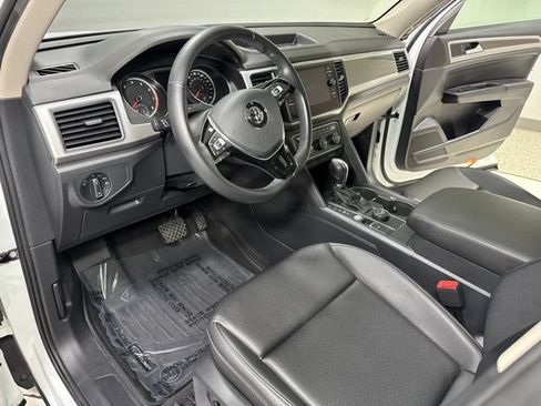 Used 2019 Volkswagen Atlas SE w/ Panoramic Sunroof Package AWD/4WD image 14