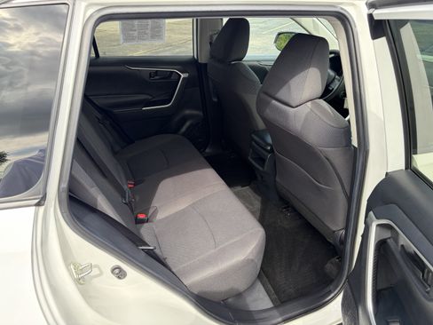 Used 2019 Toyota RAV4 LE w/ All Weather Liner Package AWD/4WD image 13