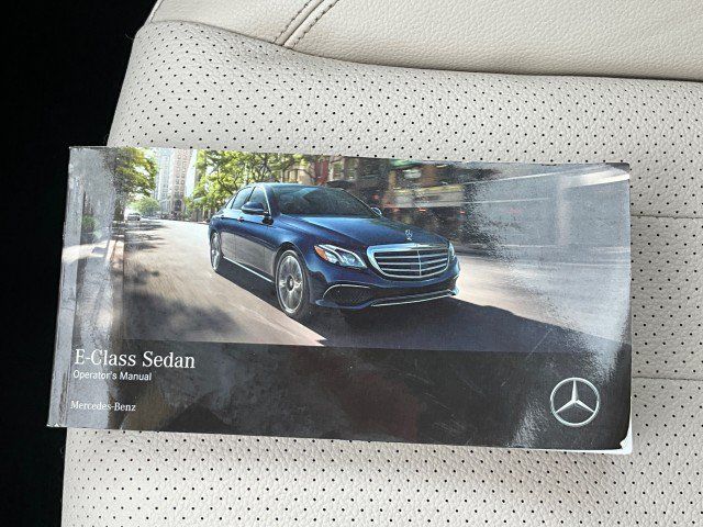 Used 2018 Mercedes-Benz E 300 4MATIC image 37