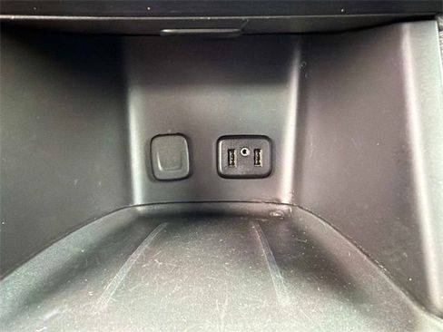 Used 2019 GMC Acadia SLT image 24