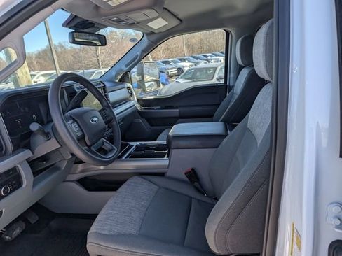 Used 2023 Ford F350 XLT w/ Black Appearance Package image 14