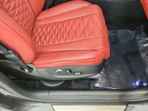 Used 2025 Genesis GV80 3.5T e-SC image 22