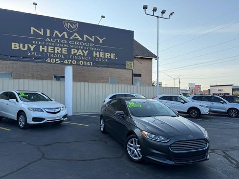 Used 2016 Ford Fusion SE FWD image 37