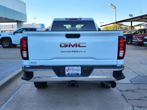 New 2026 GMC Sierra 2500 Pro w/ Convenience Package image 4