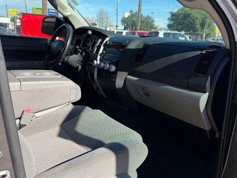 Used 2012 Toyota Tundra 2WD CrewMax w/ Tow Pkg image 19