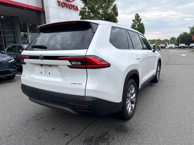 Certified 2024 Toyota Grand Highlander AWD image 6