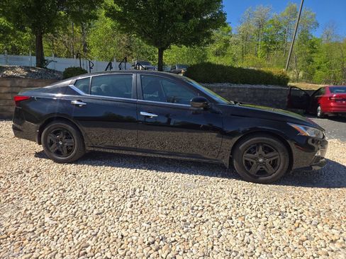 Used 2021 Nissan Altima 2.5 S FWD image 7