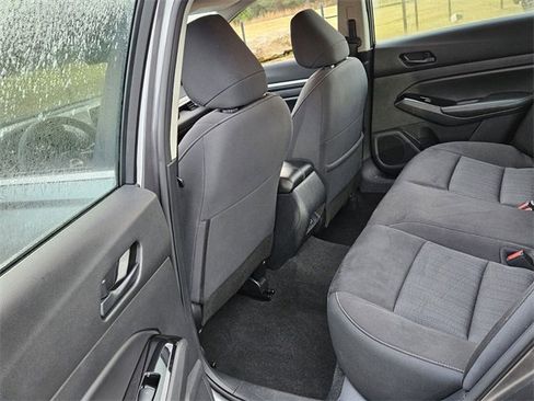 Used 2023 Nissan Altima 2.5 SV image 7