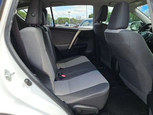 Used 2015 Toyota RAV4 LE FWD image 14
