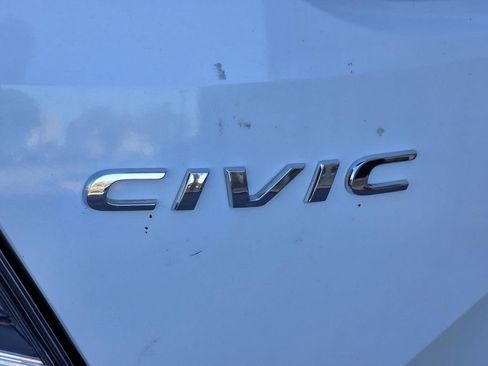 Used 2019 Honda Civic EX image 29