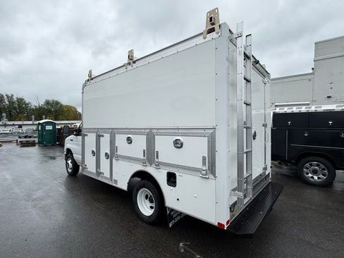 New 2026 Ford E-350 and Econoline 350 Super Duty w/ Power Equipment Group RWD image 5