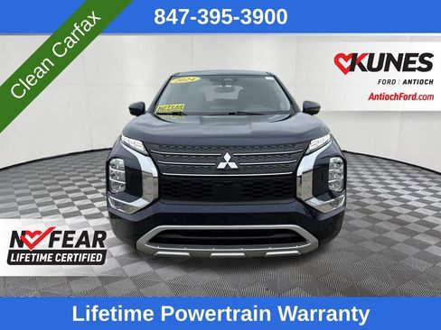 Used 2024 Mitsubishi Outlander SE image 8