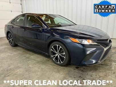 Used 2018 Toyota Camry SE w/ Moonroof Package
