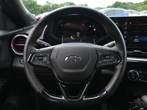 Used 2024 Chevrolet Trax RS w/ Driver Confidence Package image 23