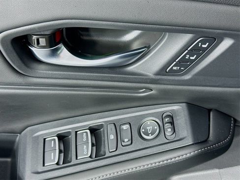 Used 2025 Honda Accord Sport image 28