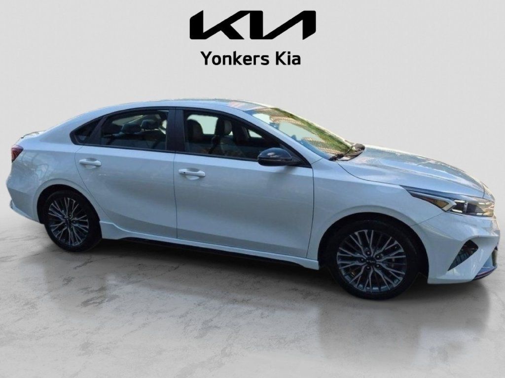 Used 2023 Kia Forte GT-Line FWD image 5