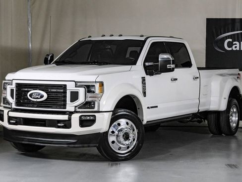Used 2021 Ford F450 Platinum w/ FX4 Off-Road Package image 3