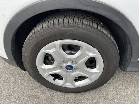 Used 2018 Ford Escape S image 18