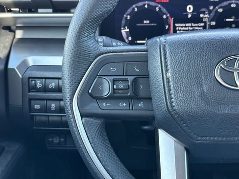 Used 2024 Toyota Tacoma TRD Off-Road image 15