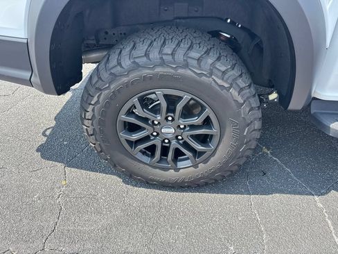 Used 2025 Ford Ranger Raptor AWD/4WD image 18