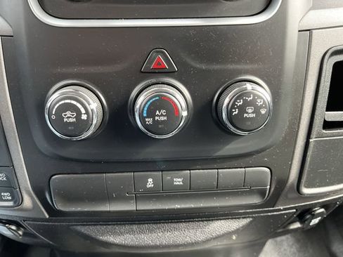 Used 2014 RAM 1500 Tradesman w/ Popular Equipment Group AWD/4WD image 17