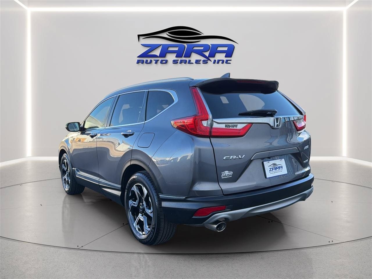 Used 2019 Honda CR-V Touring image 5