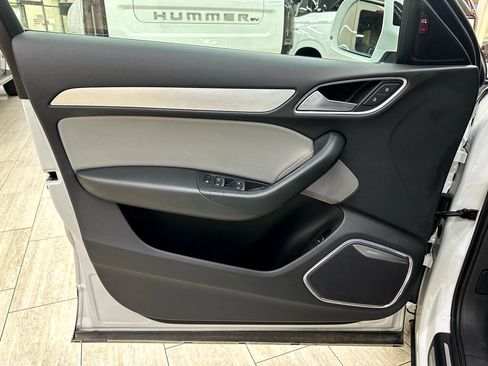 Used 2016 Audi Q3 2.0T Prestige w/ Prestige Package image 15