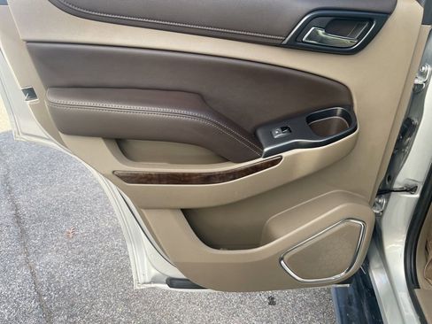 Used 2018 Chevrolet Tahoe LT image 22