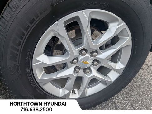 Used 2023 Chevrolet Traverse LS w/ Safety Package image 45