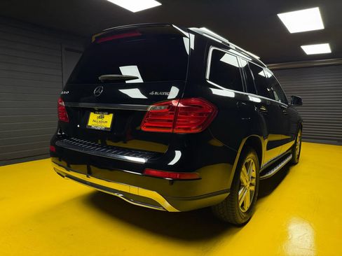 Used 2014 Mercedes-Benz GL 450 GL 450 4MATIC Sport Utility 4D image 6