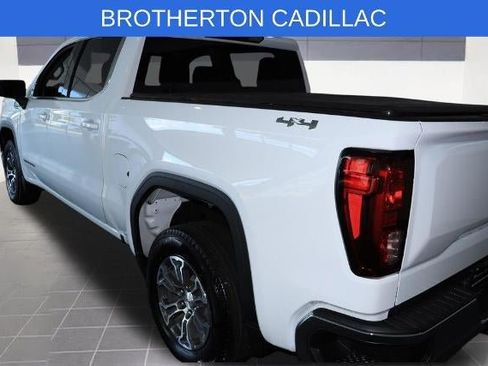 Used 2024 GMC Sierra 1500 SLE AWD/4WD image 3