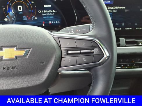 Used 2025 Chevrolet Equinox LT AWD/4WD image 19