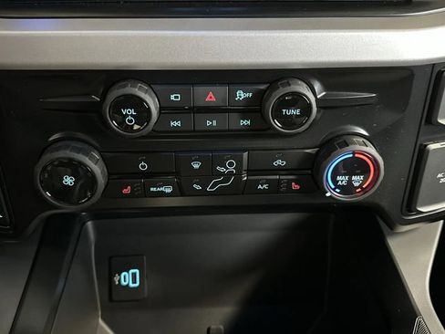 New 2026 Ford F250 XLT w/ XLT Premium Package image 20