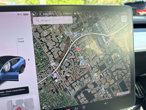 Used 2021 Tesla Model 3 Long Range AWD/4WD image 18