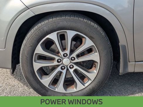 Used 2014 Kia Sorento SX w/ 3rd Row Package image 13
