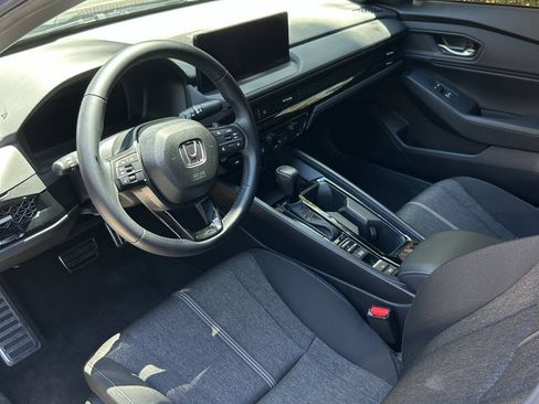 Used 2024 Honda Accord Sport image 6