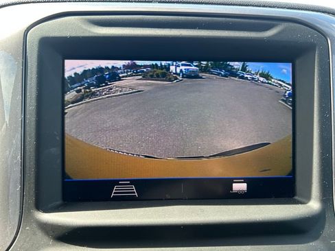 Used 2022 Chevrolet Silverado 1500 Custom image 26