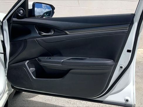 Used 2018 Honda Civic Sport Touring image 28