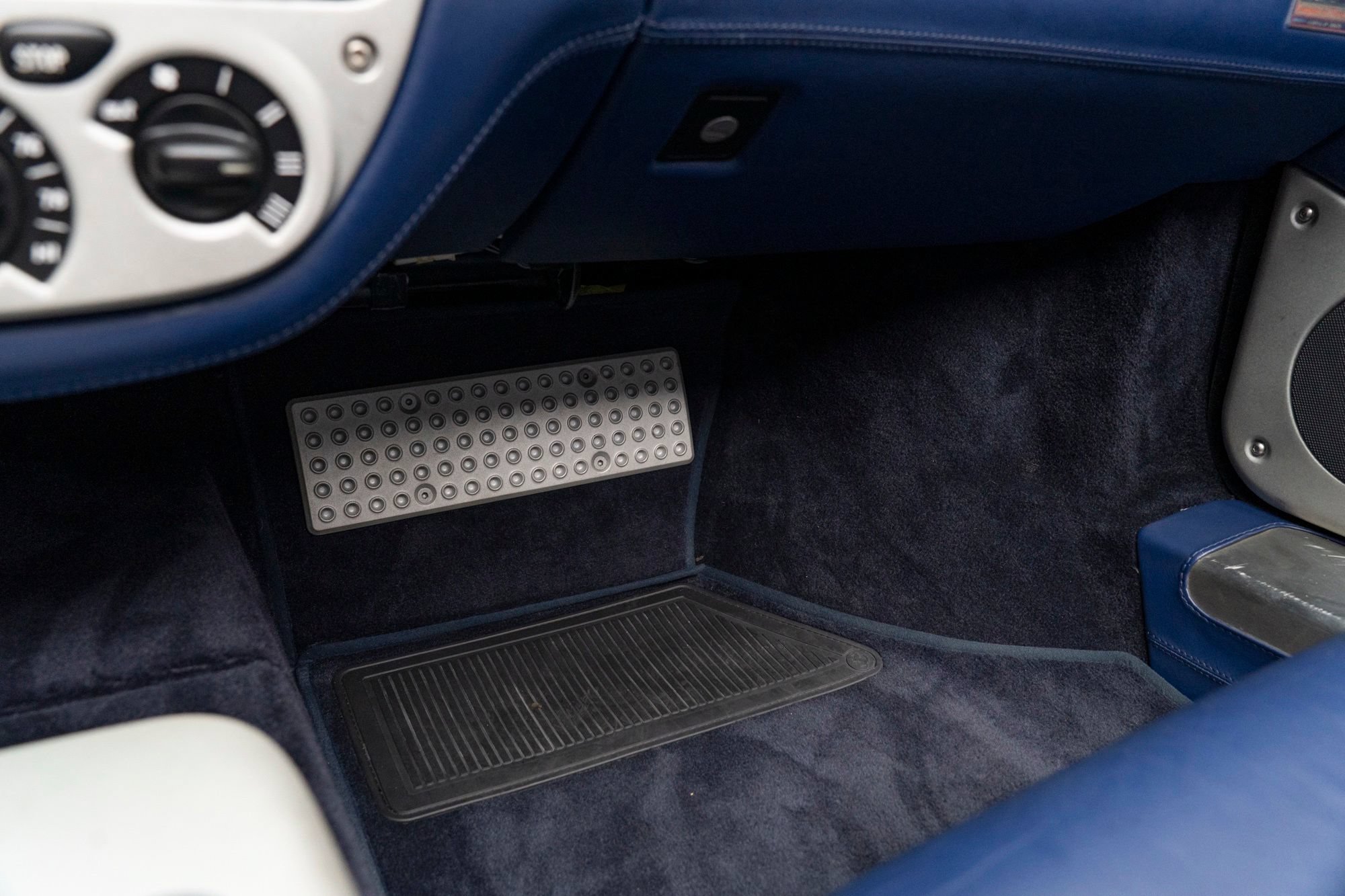 Used 2001 Ferrari 360 Spider RWD image 39